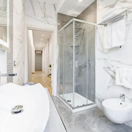 Apartment Vatican Brothers